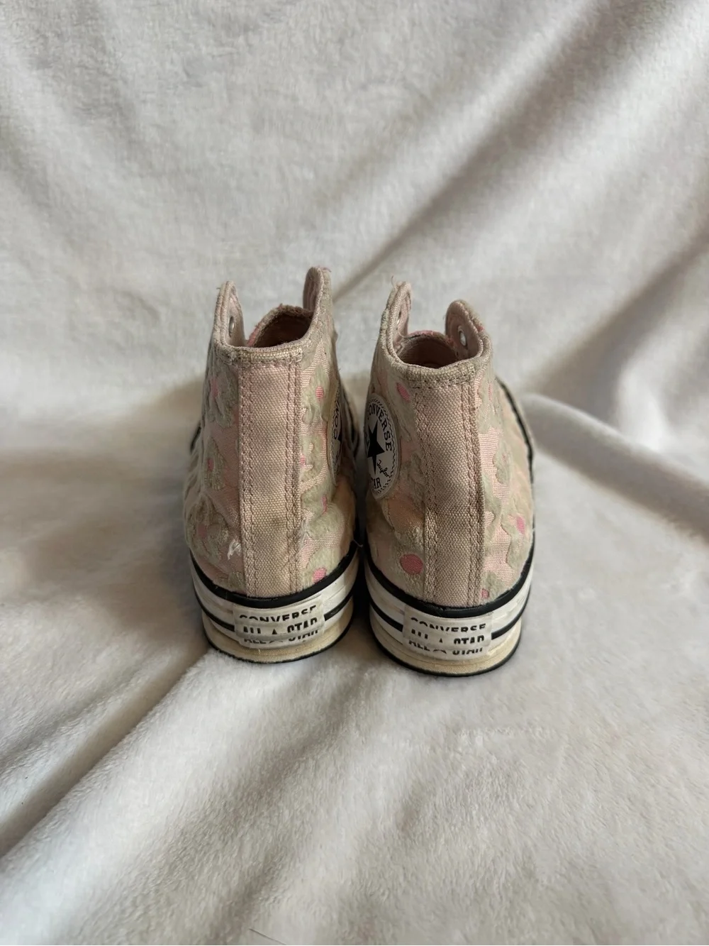 Girl's Converse All Star Sneakers Size 2 Y Chuck Taylor All Star Lift Platform